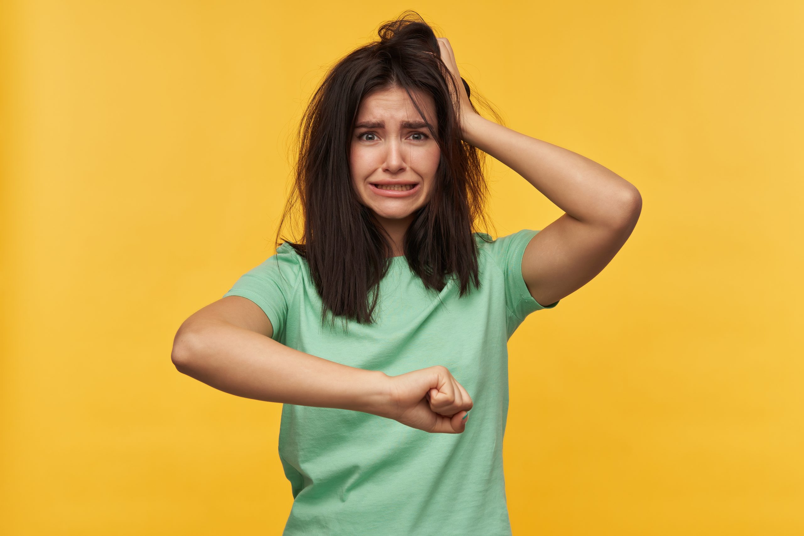 como acabar com o frizz do cabelo